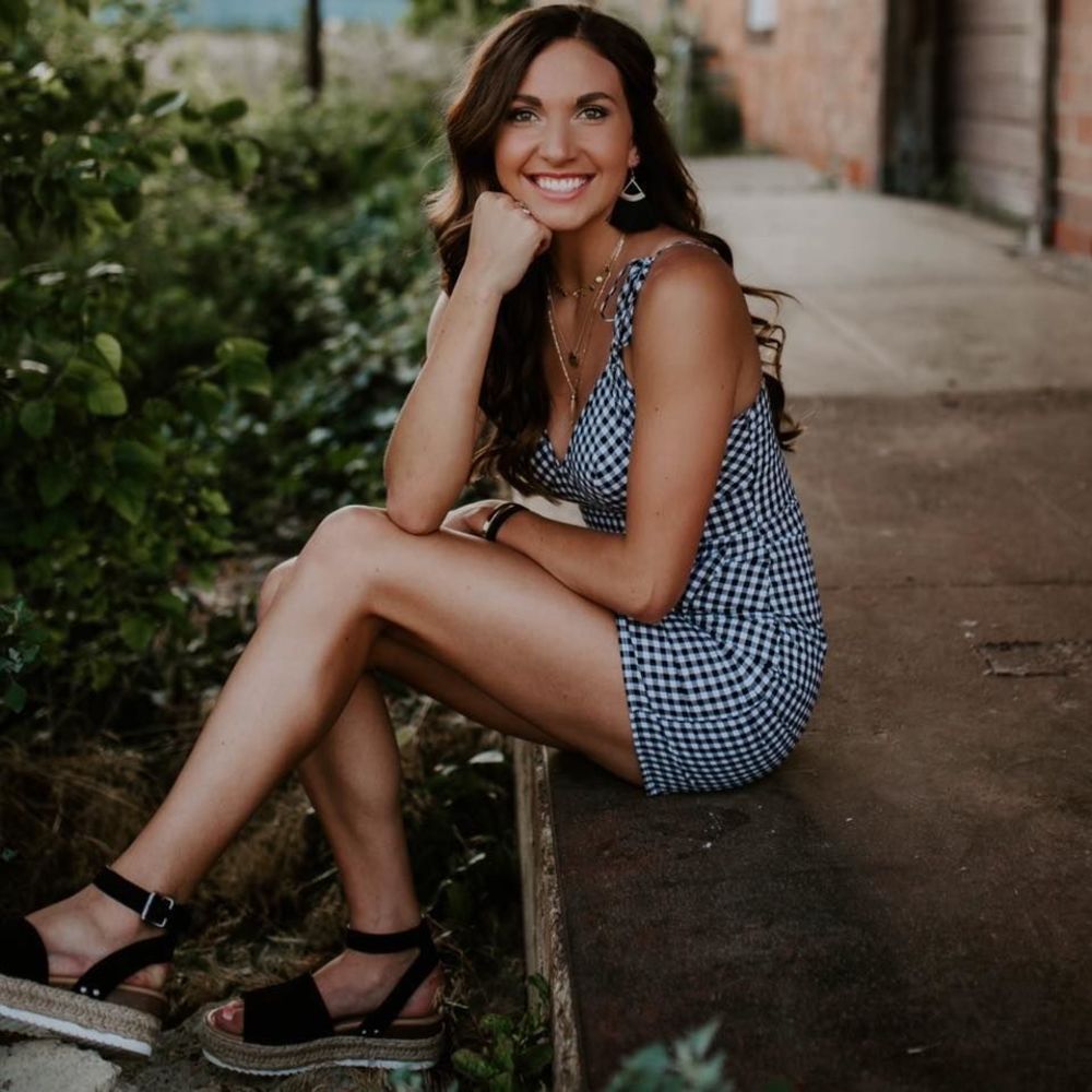 Meet your Posher, Alli